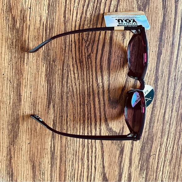 Foster grant low bridge cat eye sunglasses - Picture 6 of 8